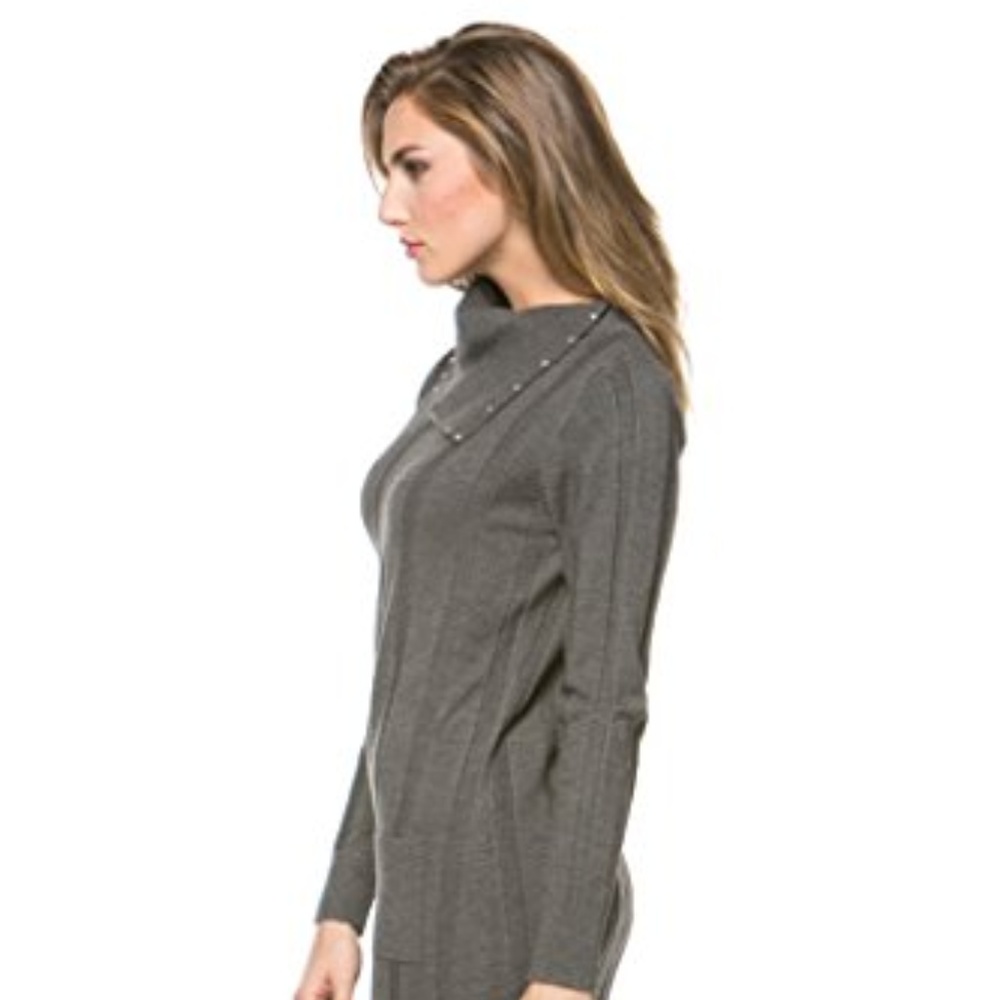 Embellished Rhinestone Solid Color Knit Striped - Picture 4 of 7